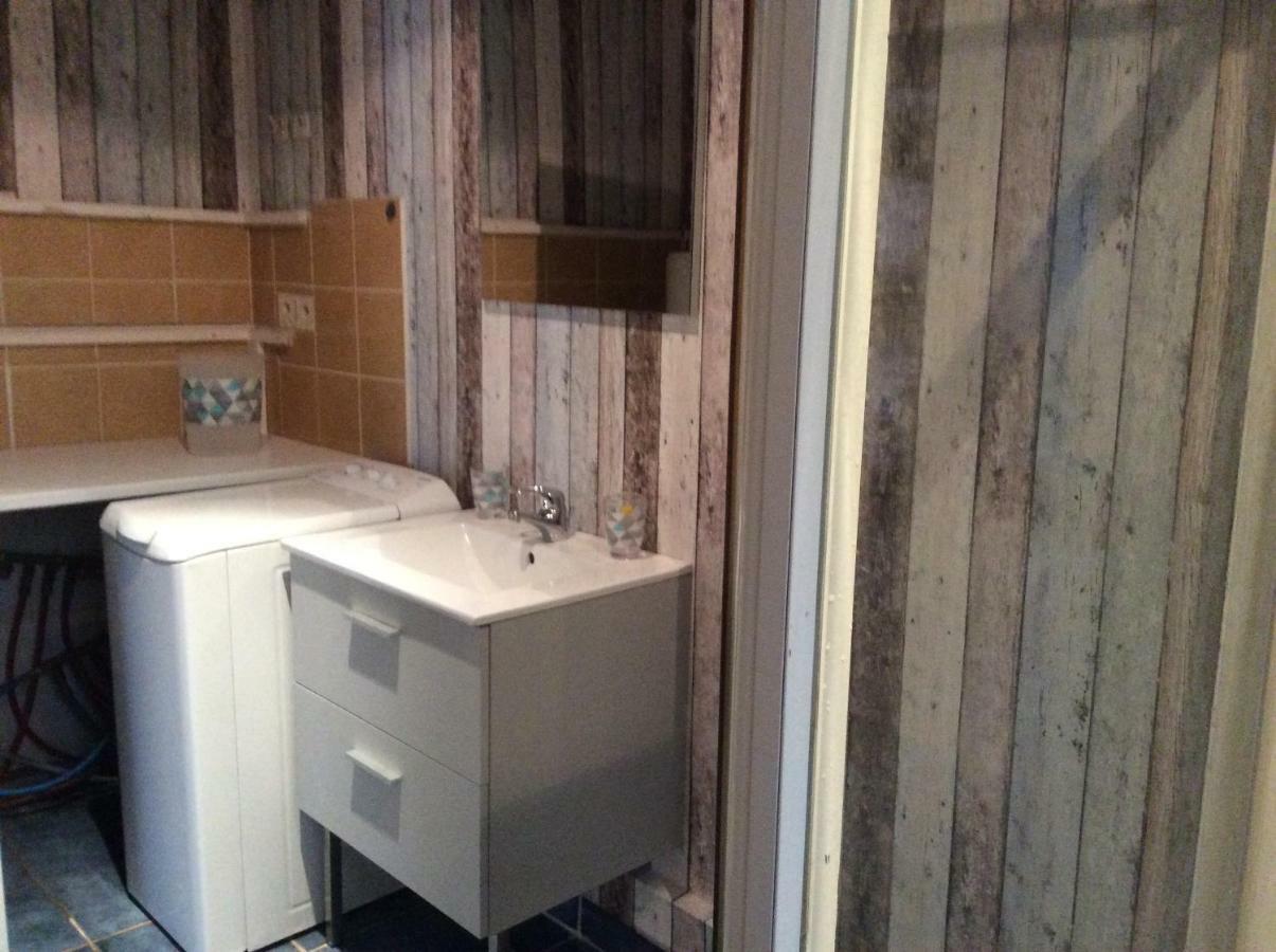 Appartement Vert, Compreignac Exterior foto
