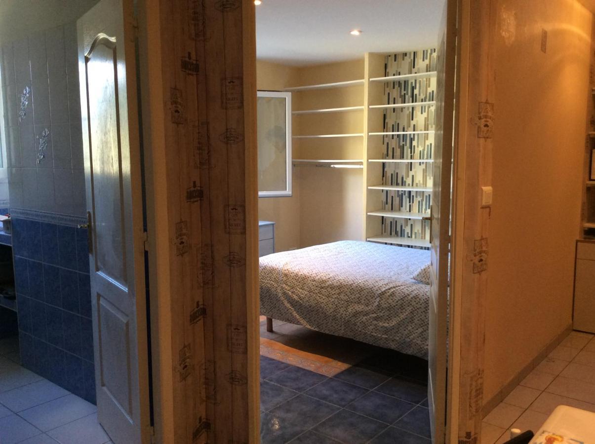 Appartement Vert, Compreignac Exterior foto